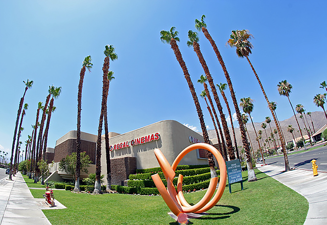 Palm Springs Stadium 9 - Regal Cinemas